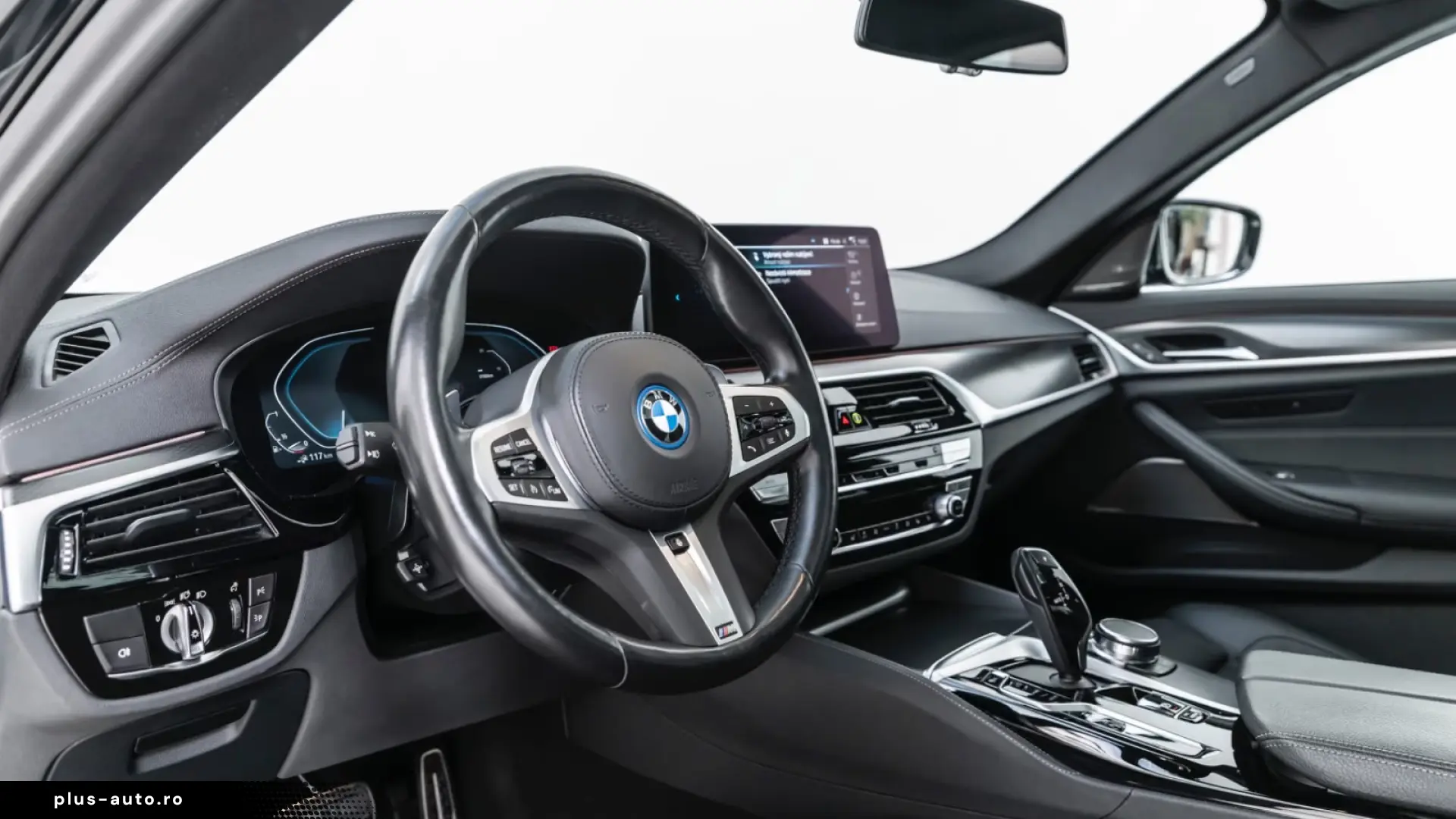 BMW 545 e xDrive M Sport