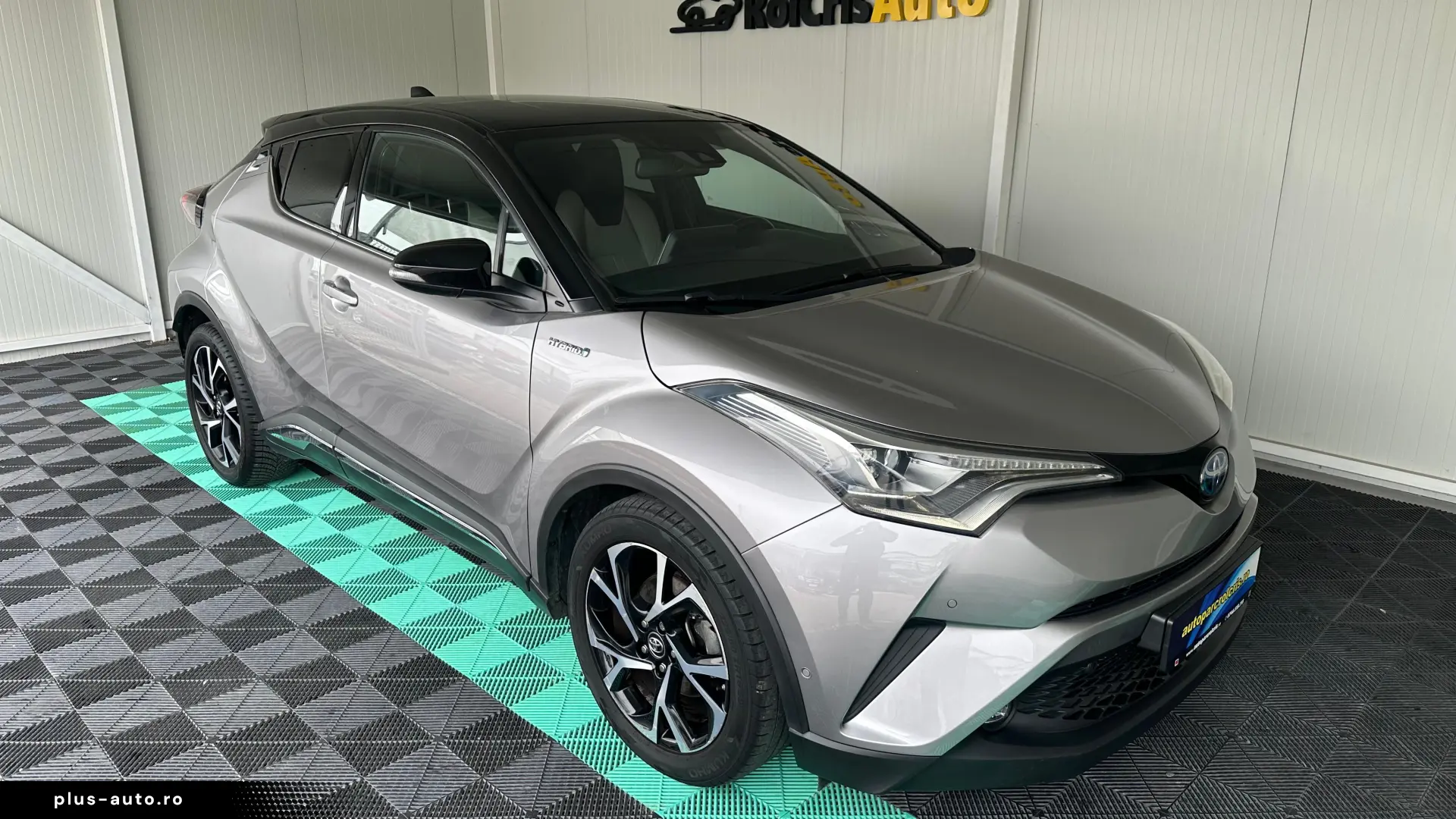 Toyota C-HR Hibrid 1.8 Benzina 122 CP An 2019
