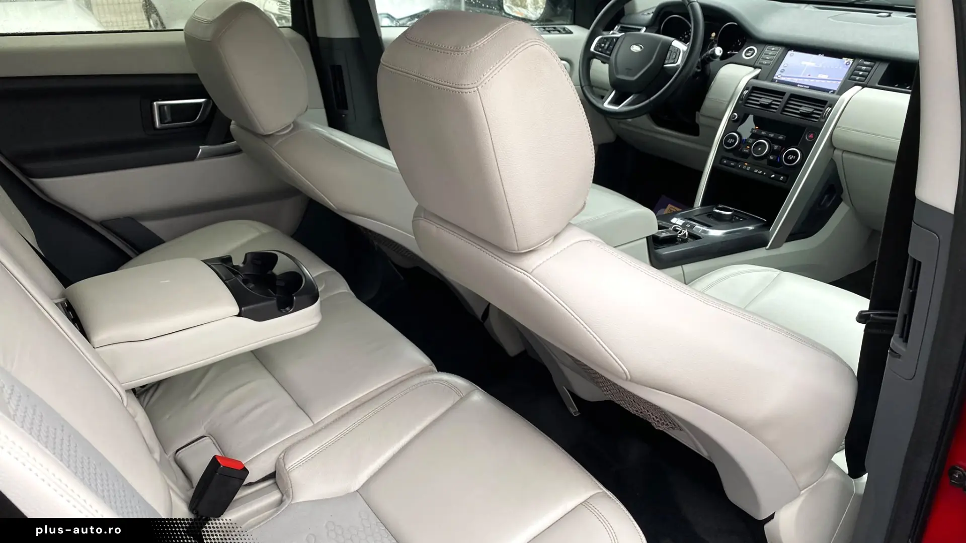 Land Rover Discovery Sport 2.0 150CP Rate fixe Avans 0