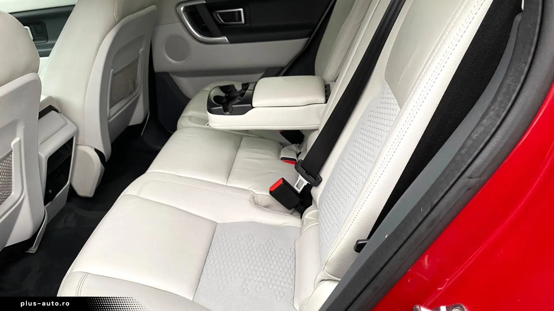 Land Rover Discovery Sport 2.0 150CP Rate fixe Avans 0