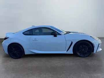 TOYOTA GR86 Basis  LED CarPlay Tempomat R-Kamera SHZ