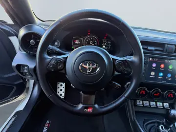 TOYOTA GR86 Basis  LED CarPlay Tempomat R-Kamera SHZ