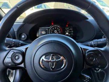 TOYOTA GR86 Basis  LED CarPlay Tempomat R-Kamera SHZ