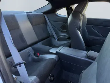 TOYOTA GR86 Basis  LED CarPlay Tempomat R-Kamera SHZ
