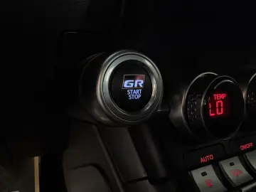 TOYOTA GR86 Premium  Virtual Kamera Tempomat CarPlay