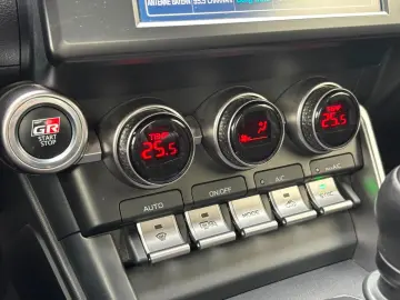 TOYOTA GR86  Milltek Auspuff WKR auf ALu siehe Text