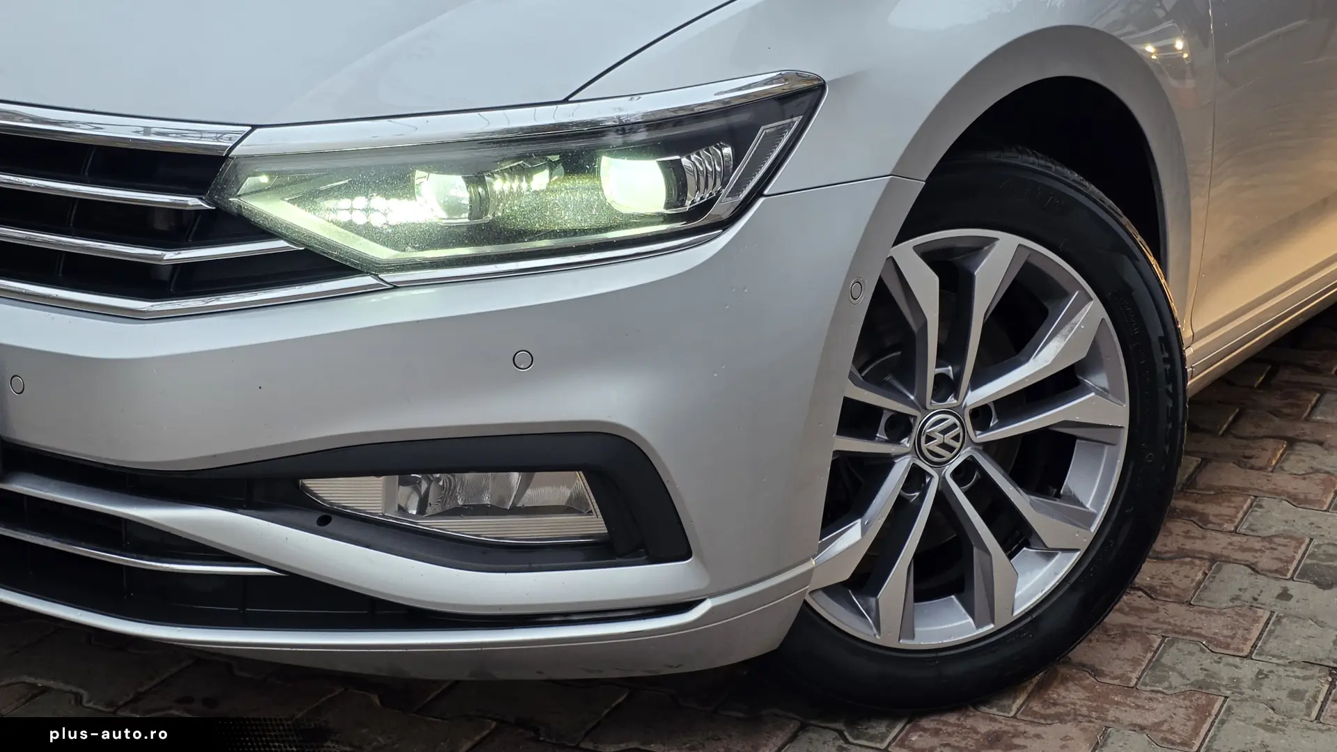 VOLKSWAGEN Passat 2026 — imagine 5