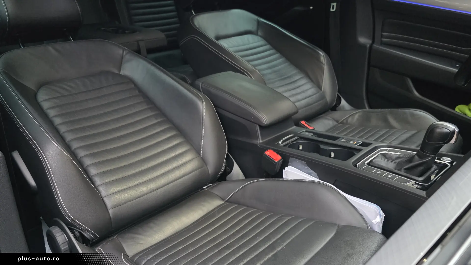 VOLKSWAGEN Passat 2026 — imagine 16