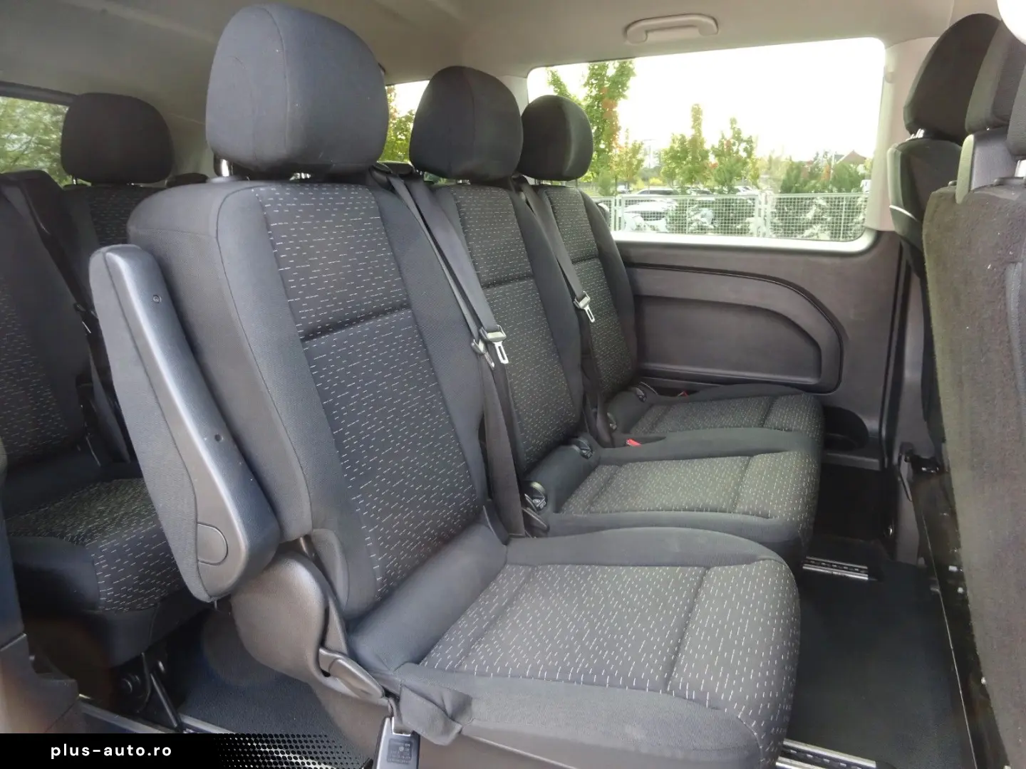 MERCEDES-BENZ Vito Tourer 116 CDI RWD lang Pro AHK Navi DAB