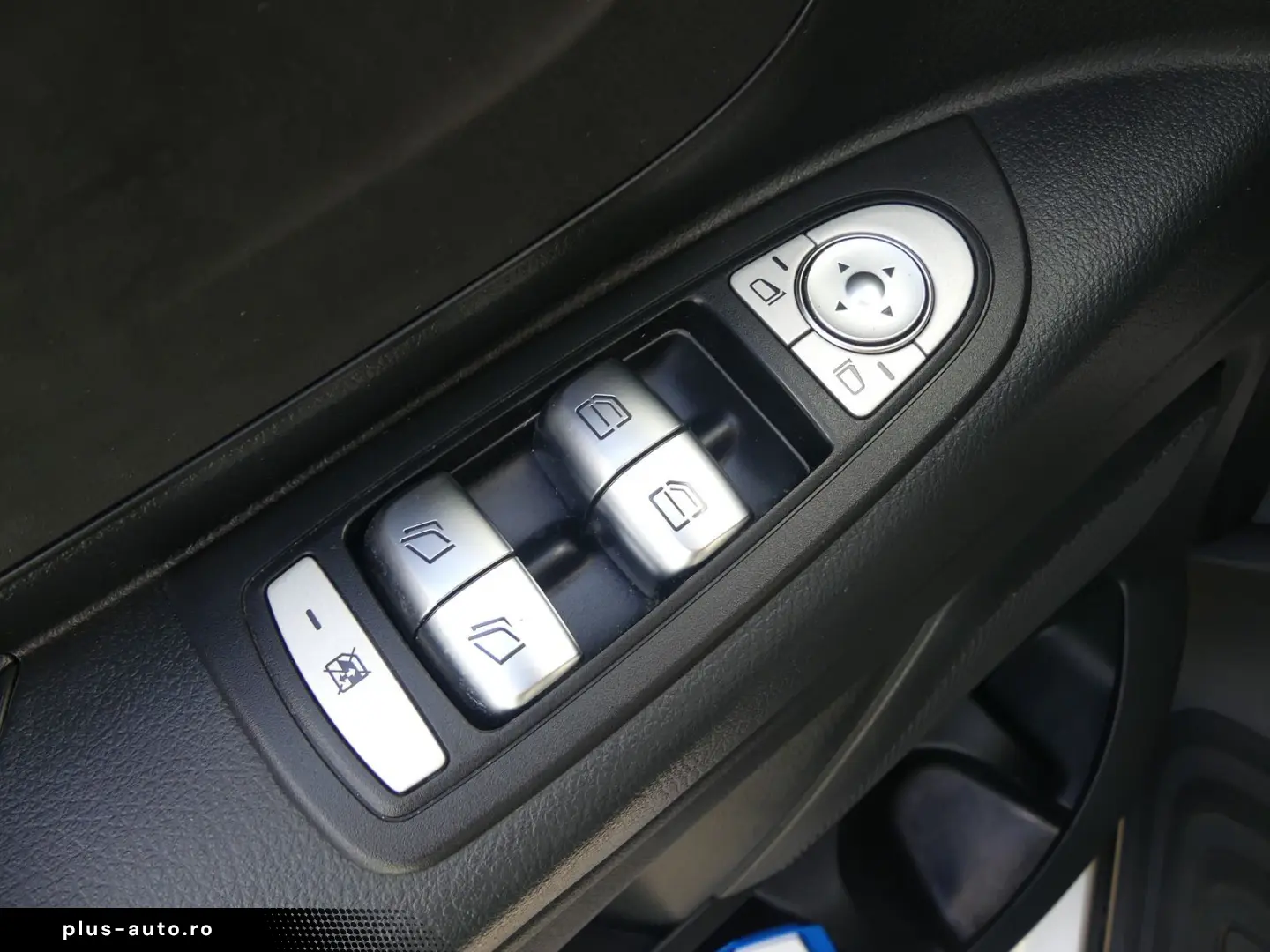 MERCEDES-BENZ Vito Tourer 116 CDI Pro lang 9 Sitze NAVI KAM
