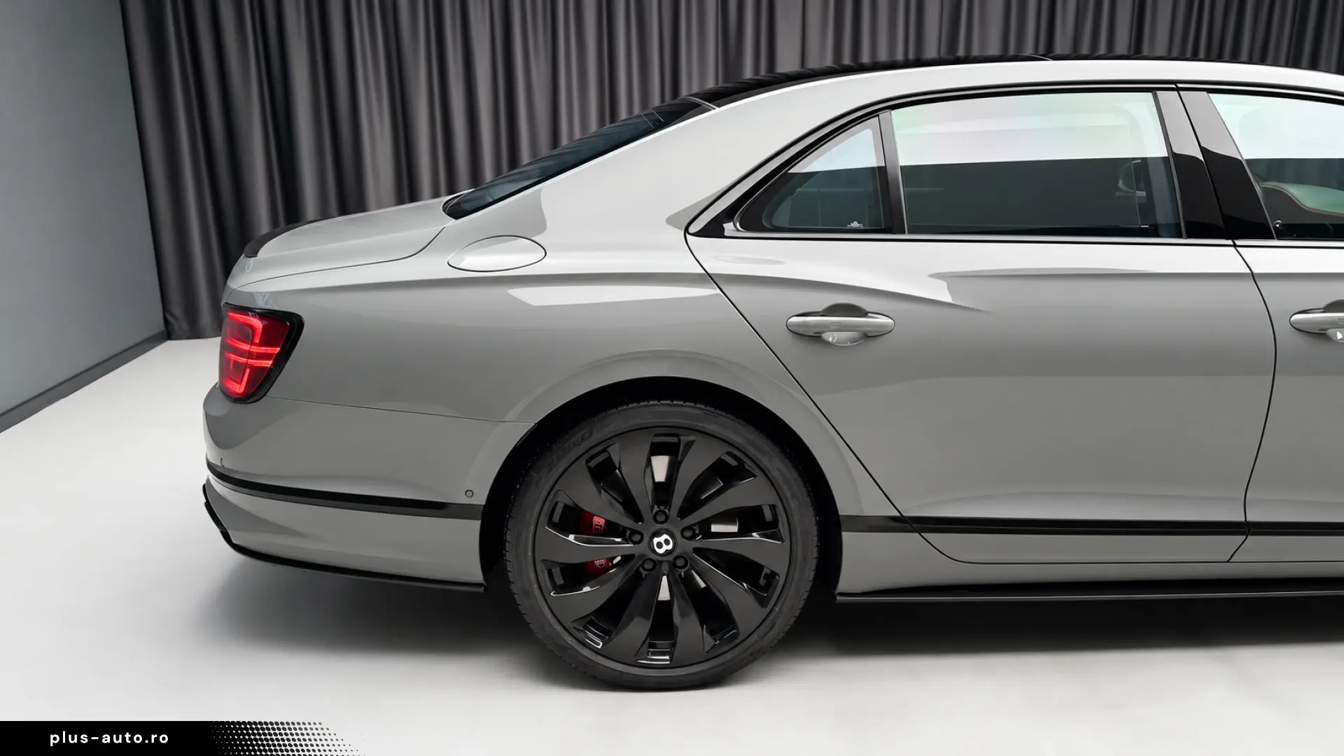 BENTLEY FLYING SPUR V8   MULLINER • BLACKLINE • MASAJ