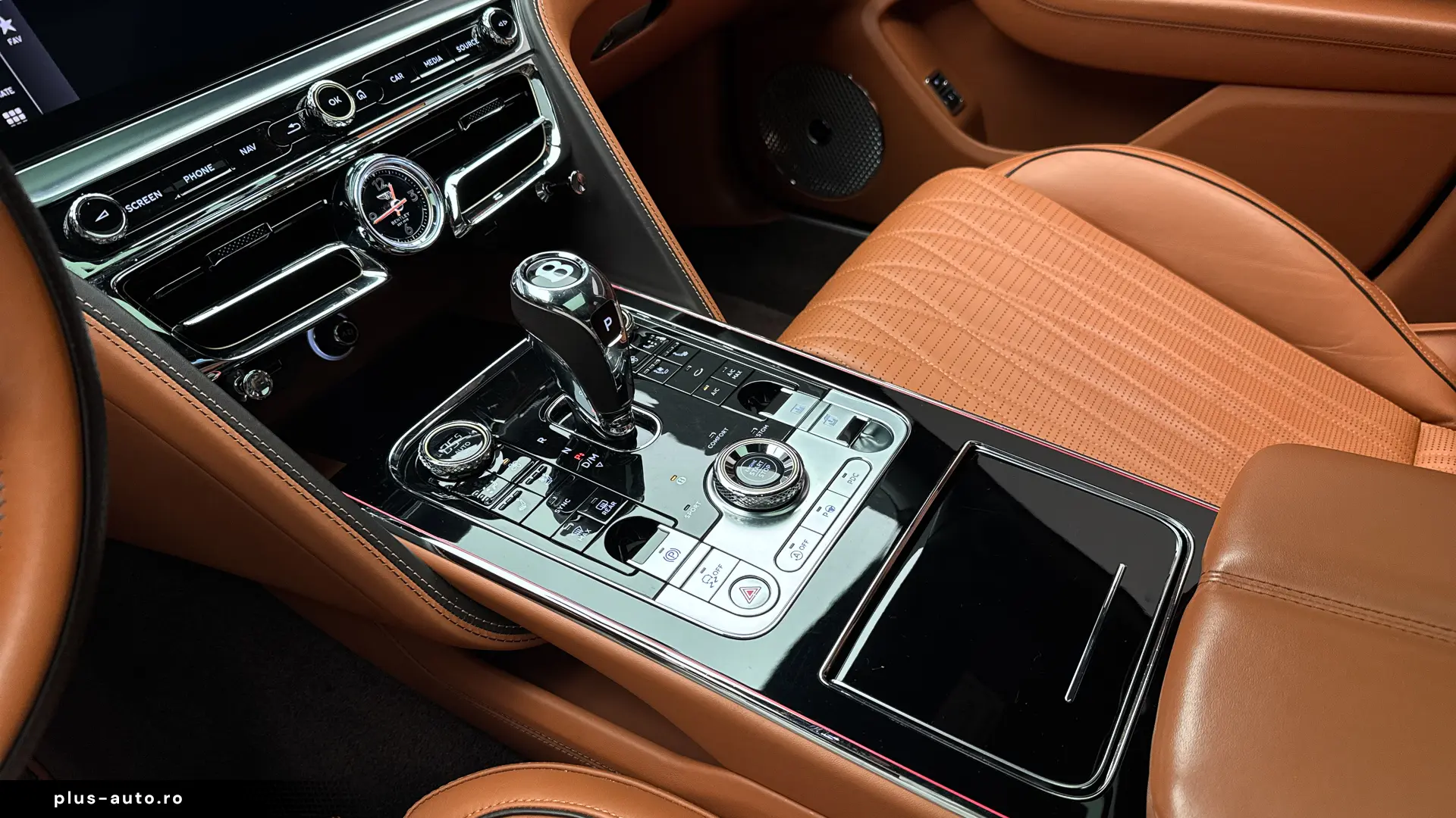 BENTLEY FLYING SPUR V8   MULLINER • BLACKLINE • MASAJ