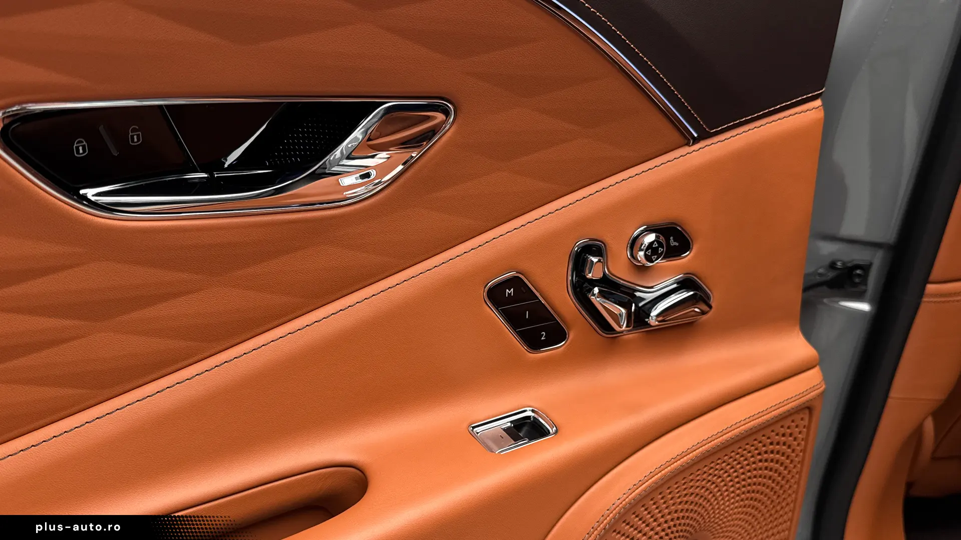 BENTLEY FLYING SPUR V8   MULLINER • BLACKLINE • MASAJ
