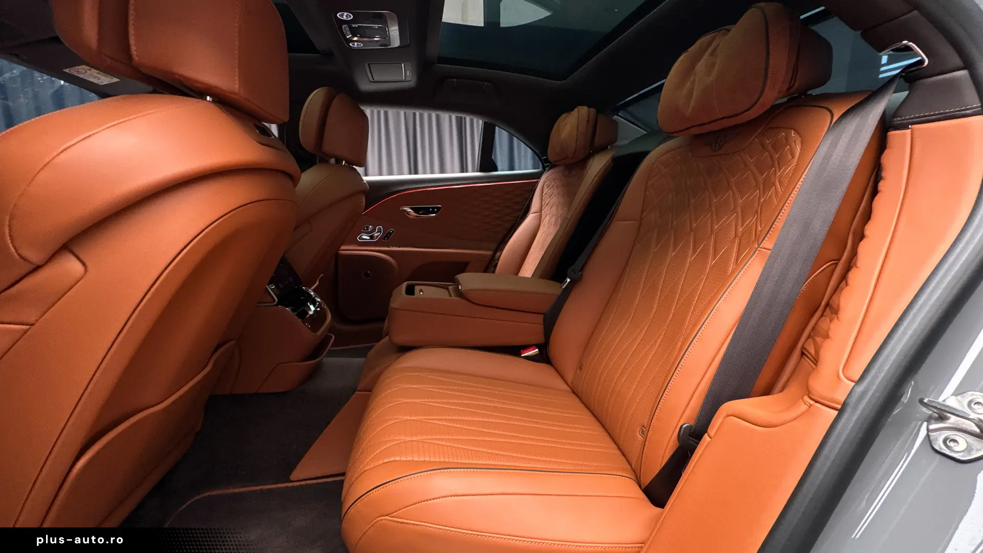 BENTLEY FLYING SPUR V8   MULLINER • BLACKLINE • MASAJ