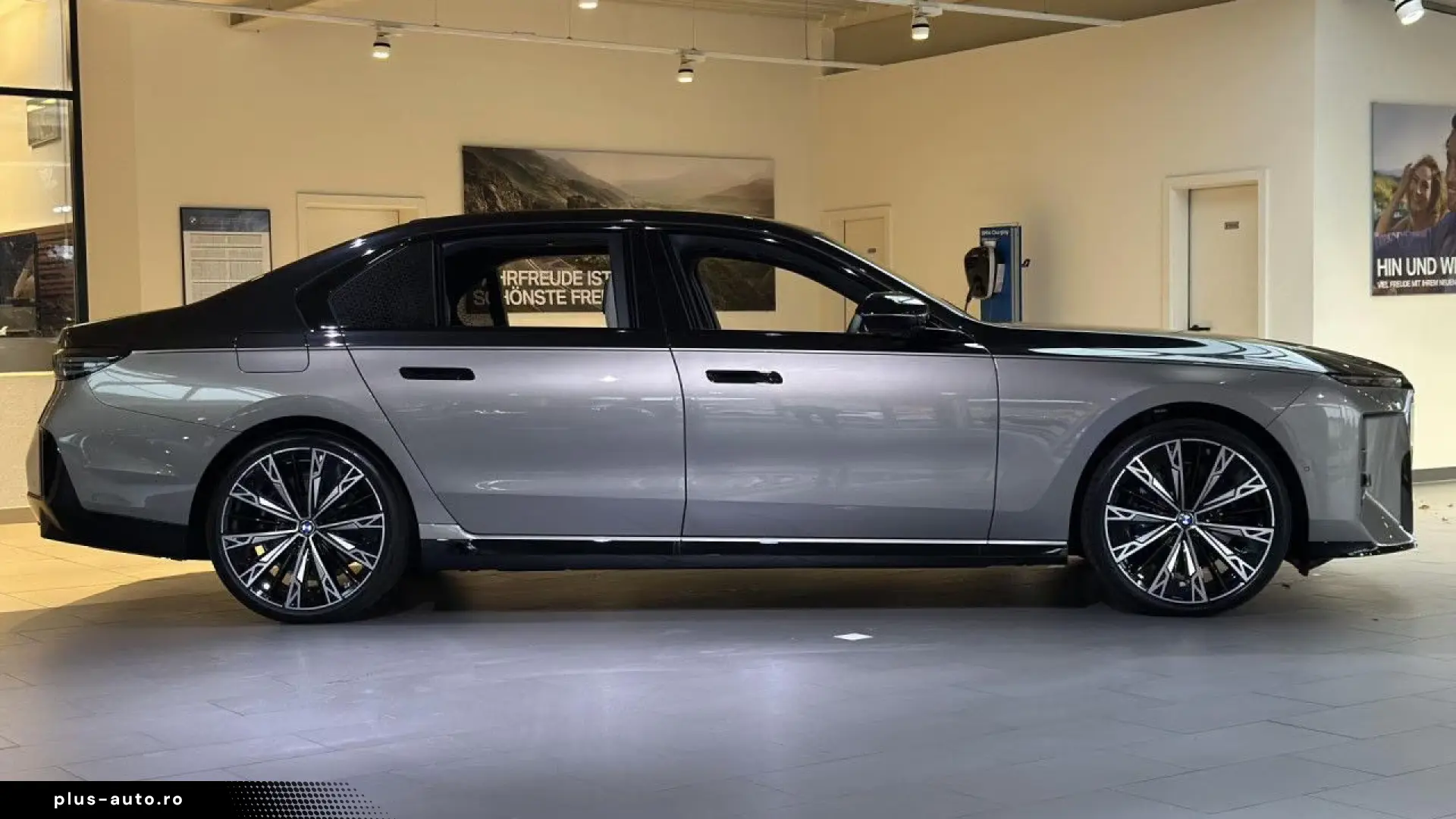 BMW 740 xDrive M Sport Pro Executive Fond-Entertain
