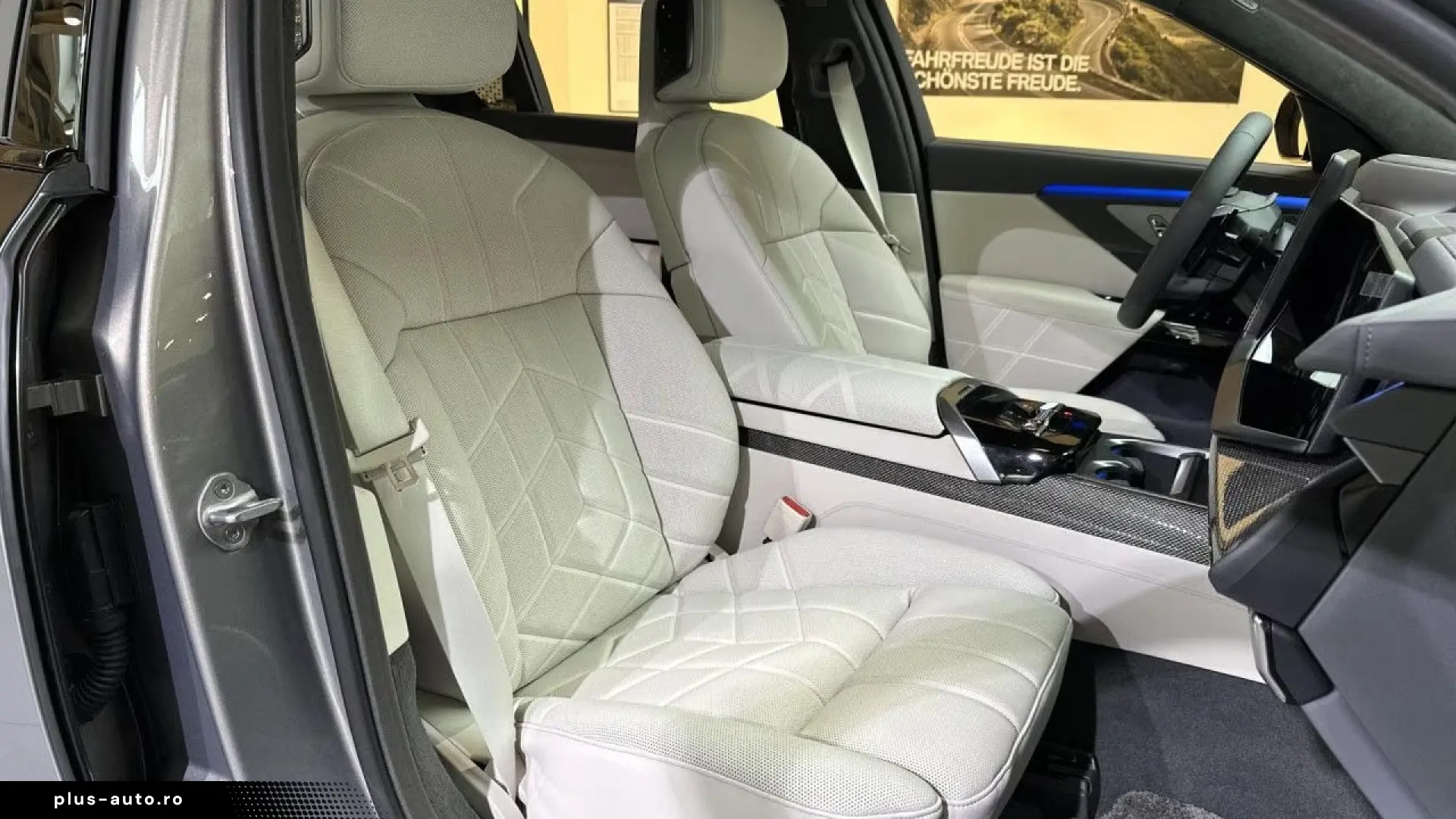 BMW 740 xDrive M Sport Pro Executive Fond-Entertain