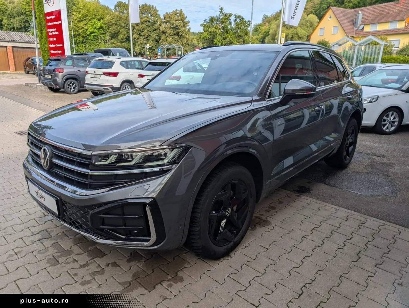 VW Touareg 3.0TDI R-Line Pano IQ Drive Kessy Matrix