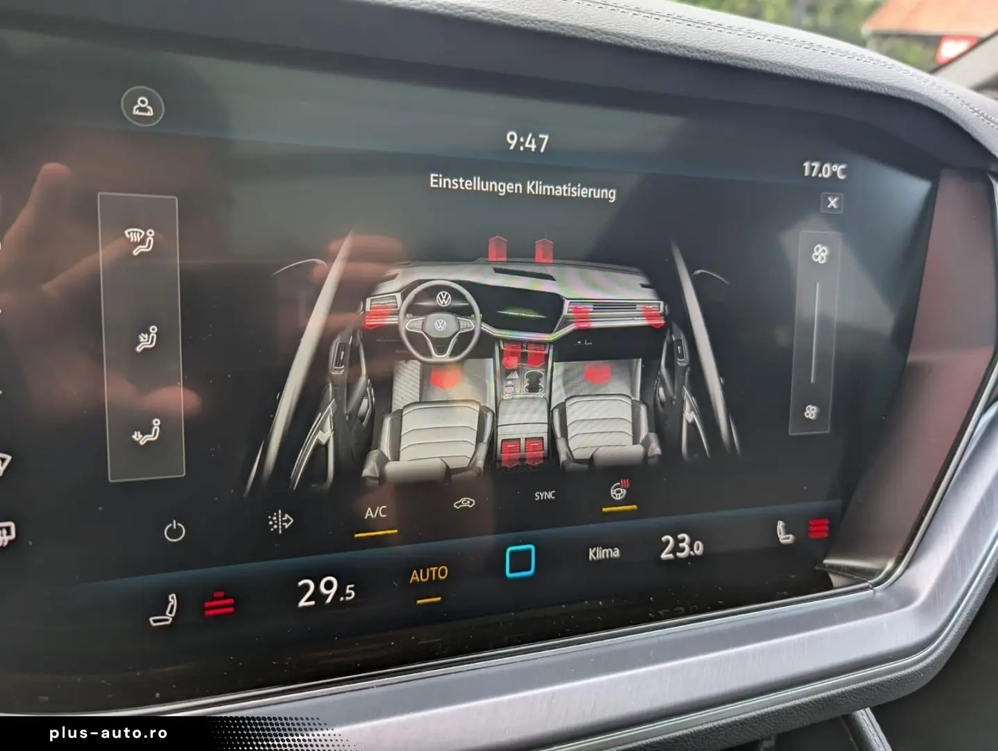 VW Touareg 3.0TDI R-Line Pano IQ Drive Kessy Matrix