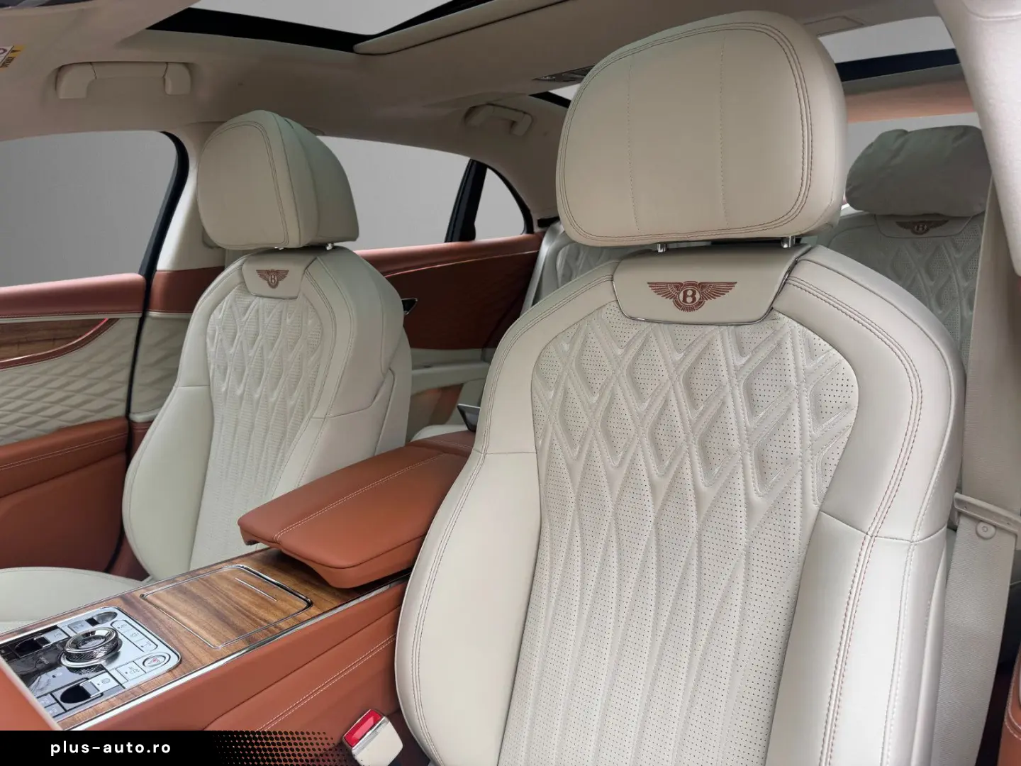 BENTLEY Flying Spur Azure V8 Hybrid MY-2026