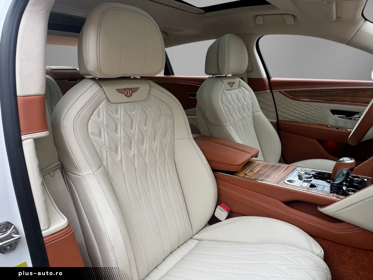 BENTLEY Flying Spur Azure V8 Hybrid MY-2026