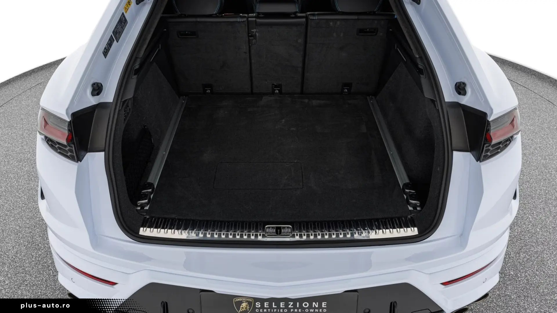 Lamborghini Urus SE Selezione Akrapovic PPF front