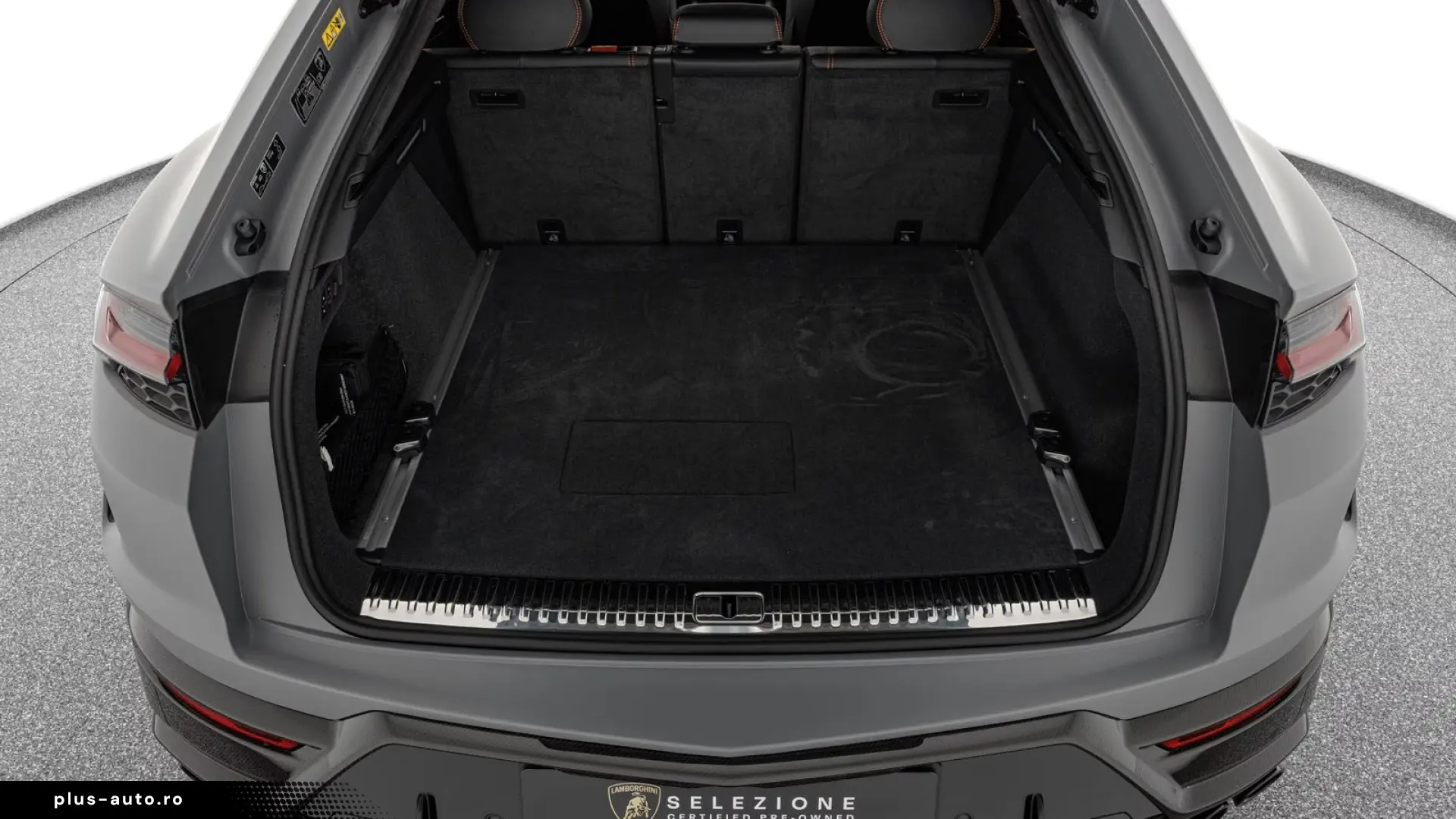 Lamborghini Urus SE Carbon Exterior Package Grigio China