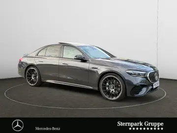 MERCEDES-AMG E 53 HYBRID   SUPERSCREEN • PANO • 360