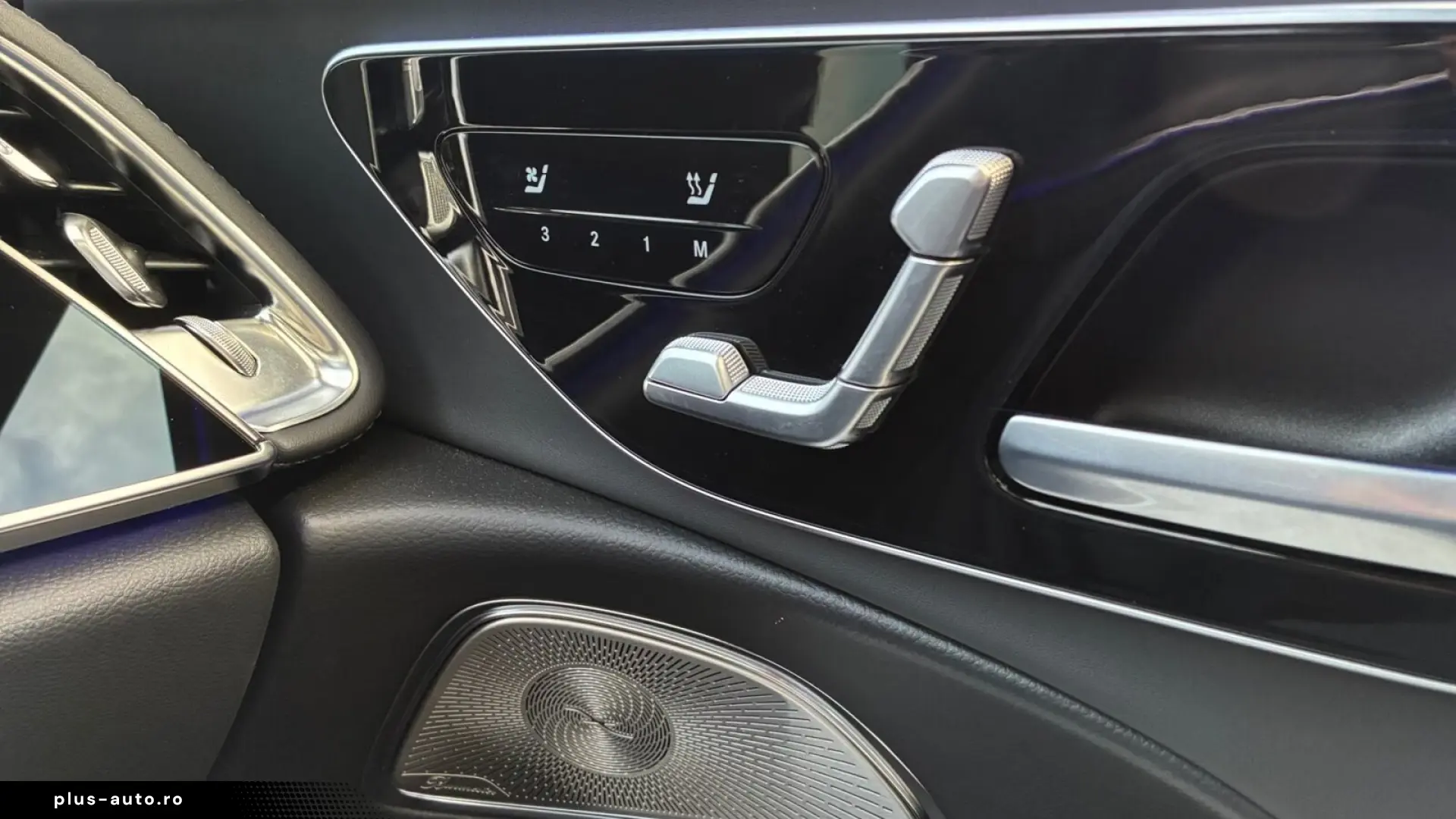 MERCEDES-AMG E 53 HYBRID   SUPERSCREEN • PANO • 360