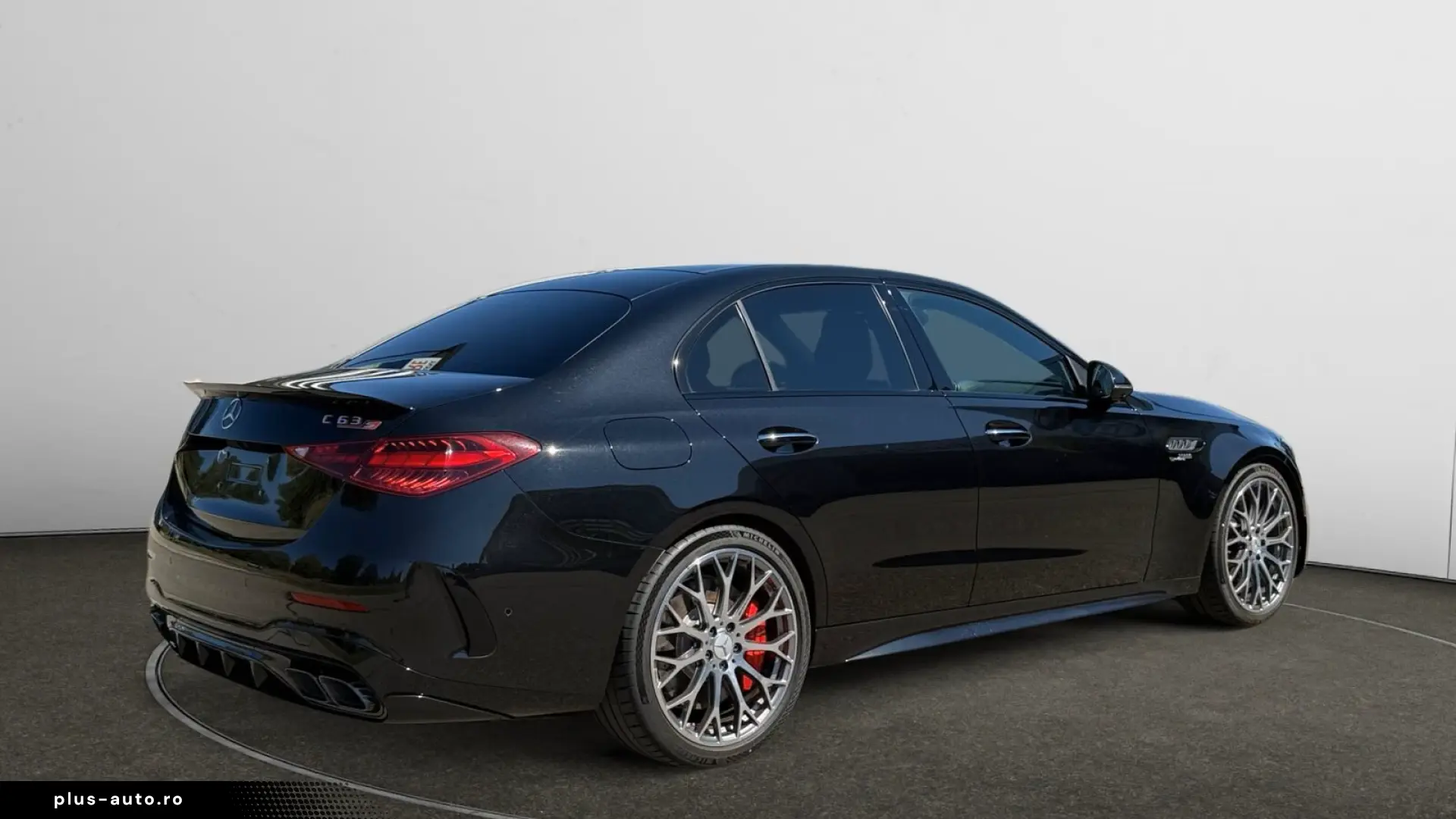 MERCEDES-AMG C 63 S   680 CP • AMG AERO • CARBON • HUD