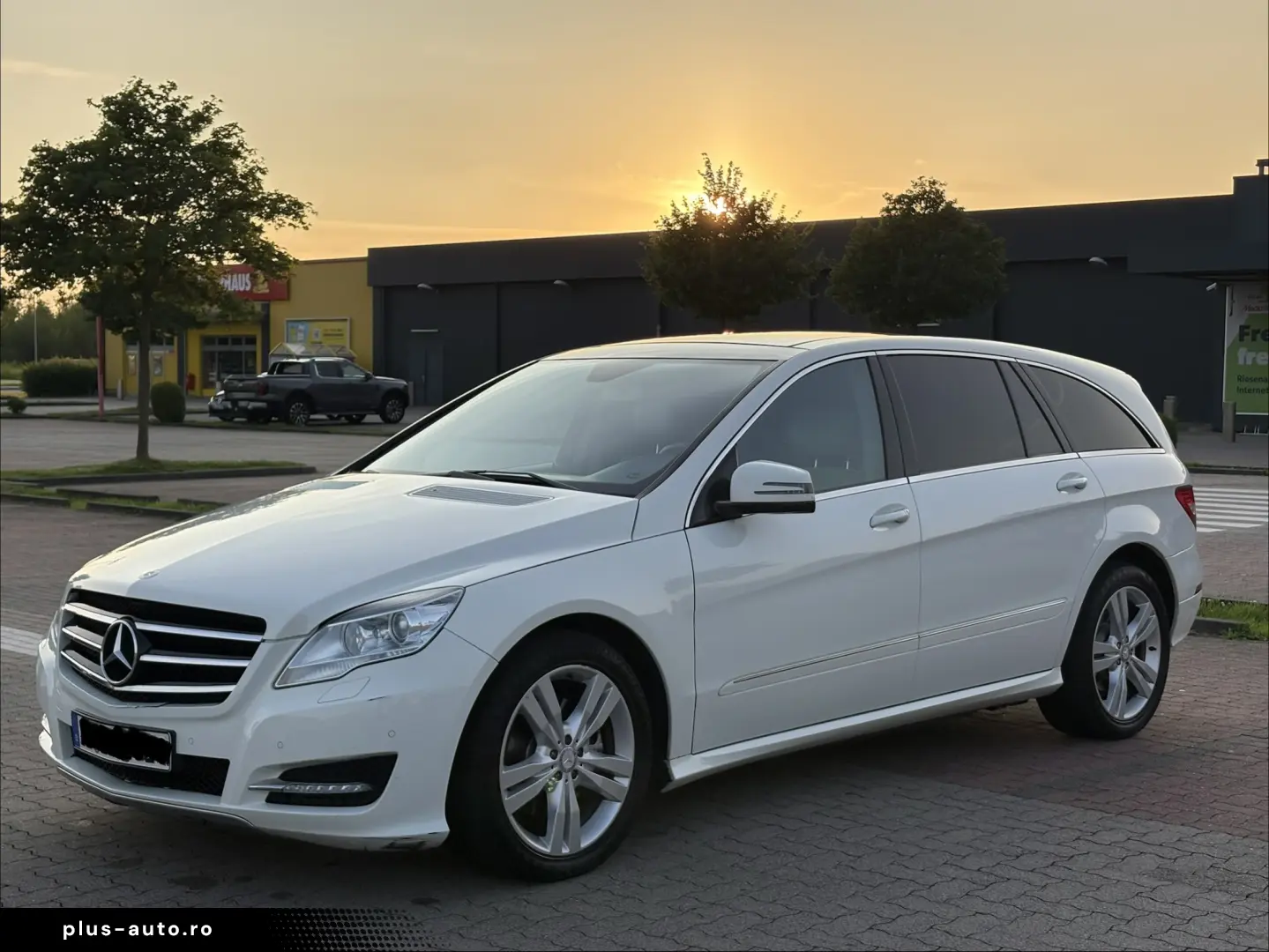 Mercedes-Benz R 350