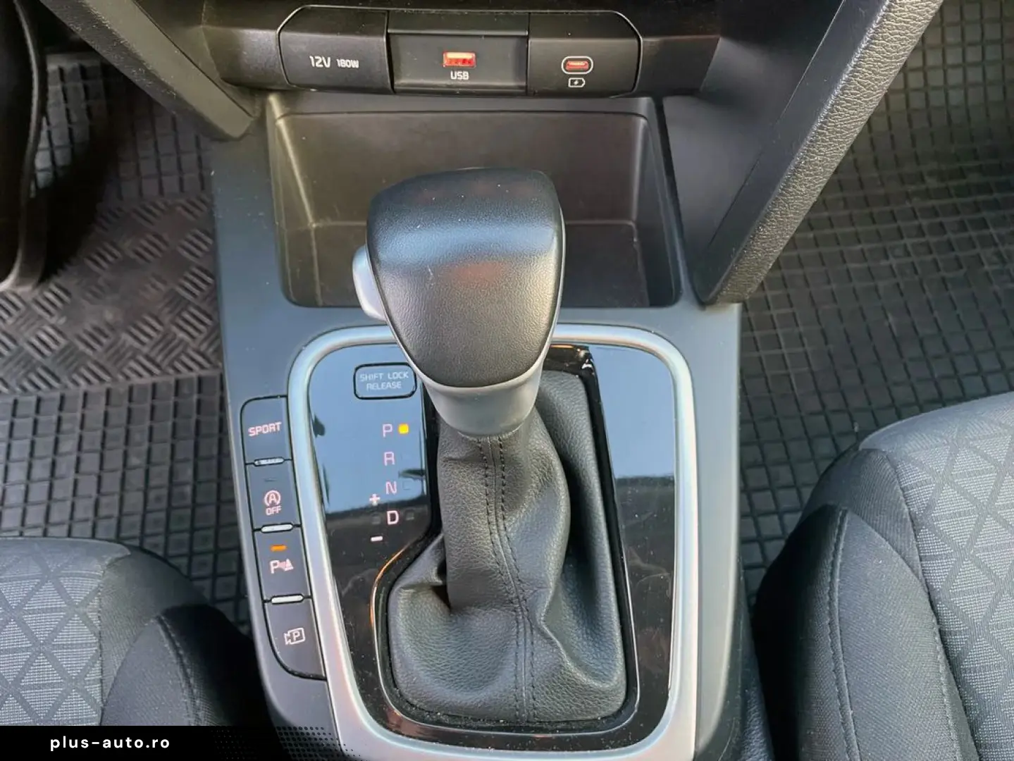 Kia Ceed GT-Line  Pilot Camera LED