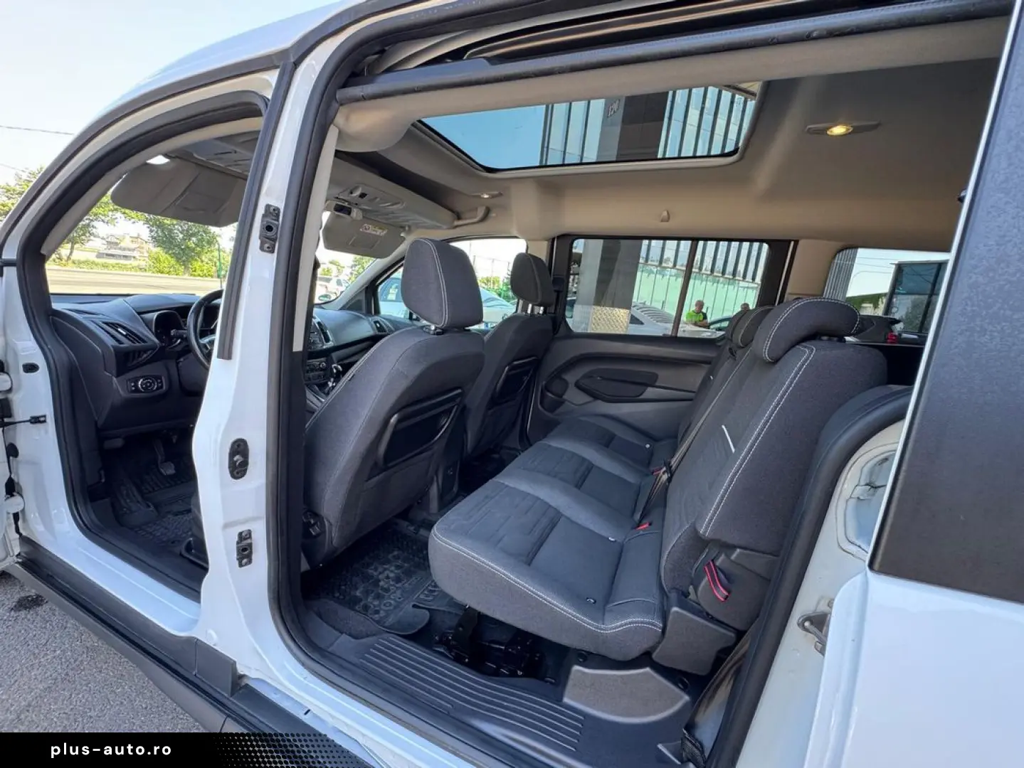 Ford Tourneo-Connect