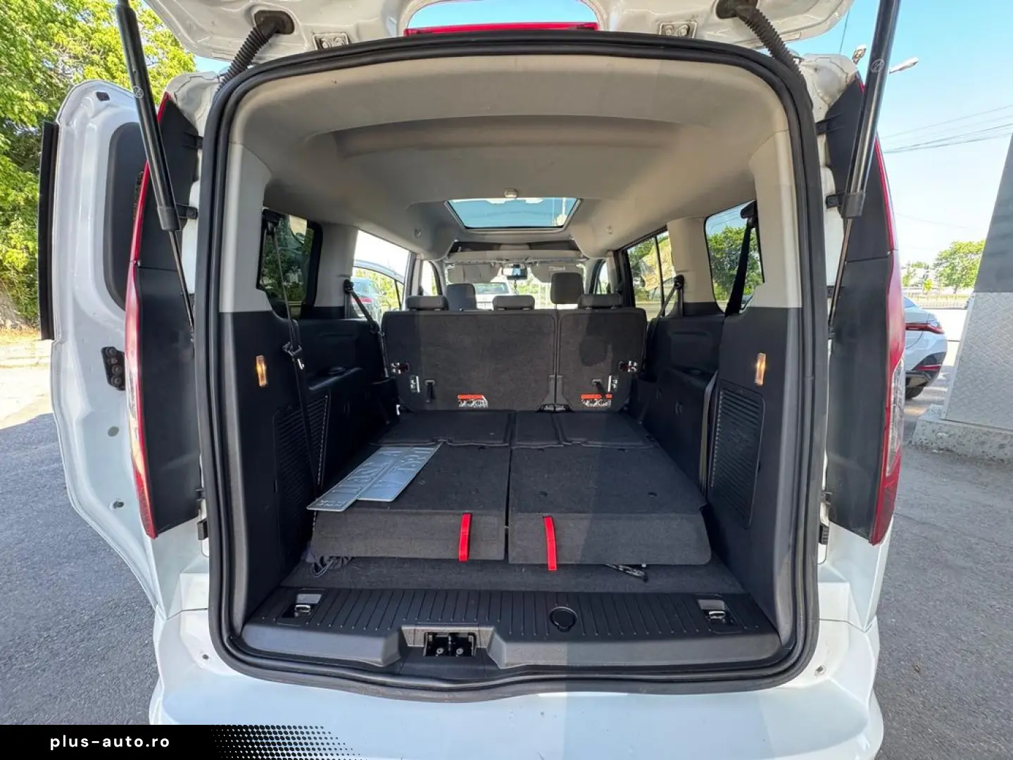 Ford Tourneo-Connect