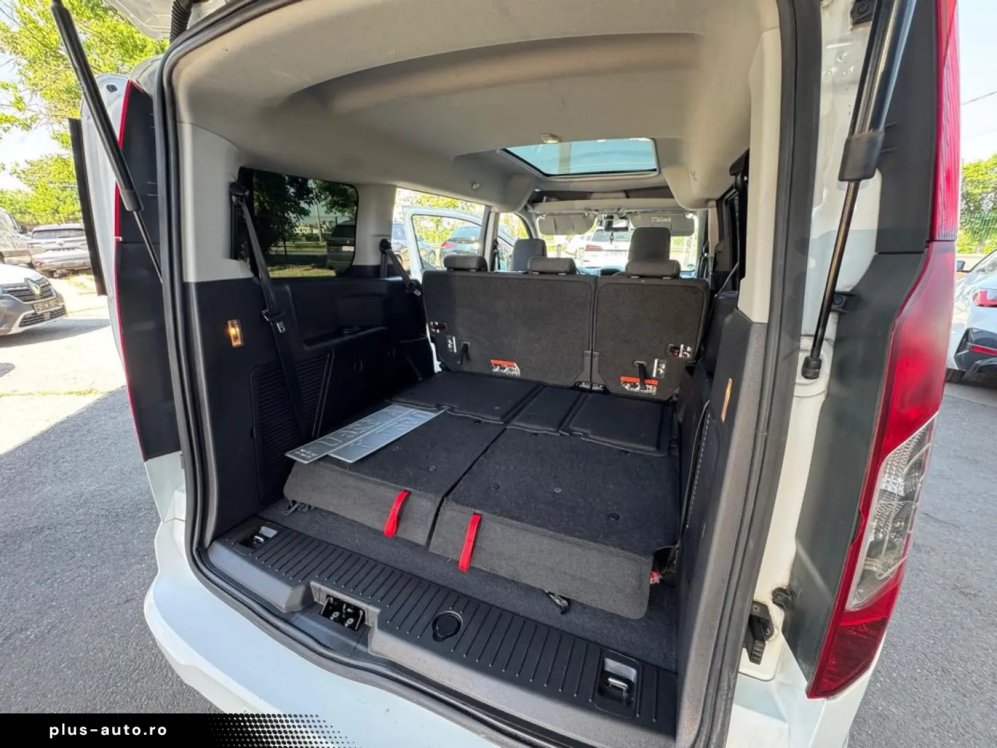 Ford Tourneo-Connect