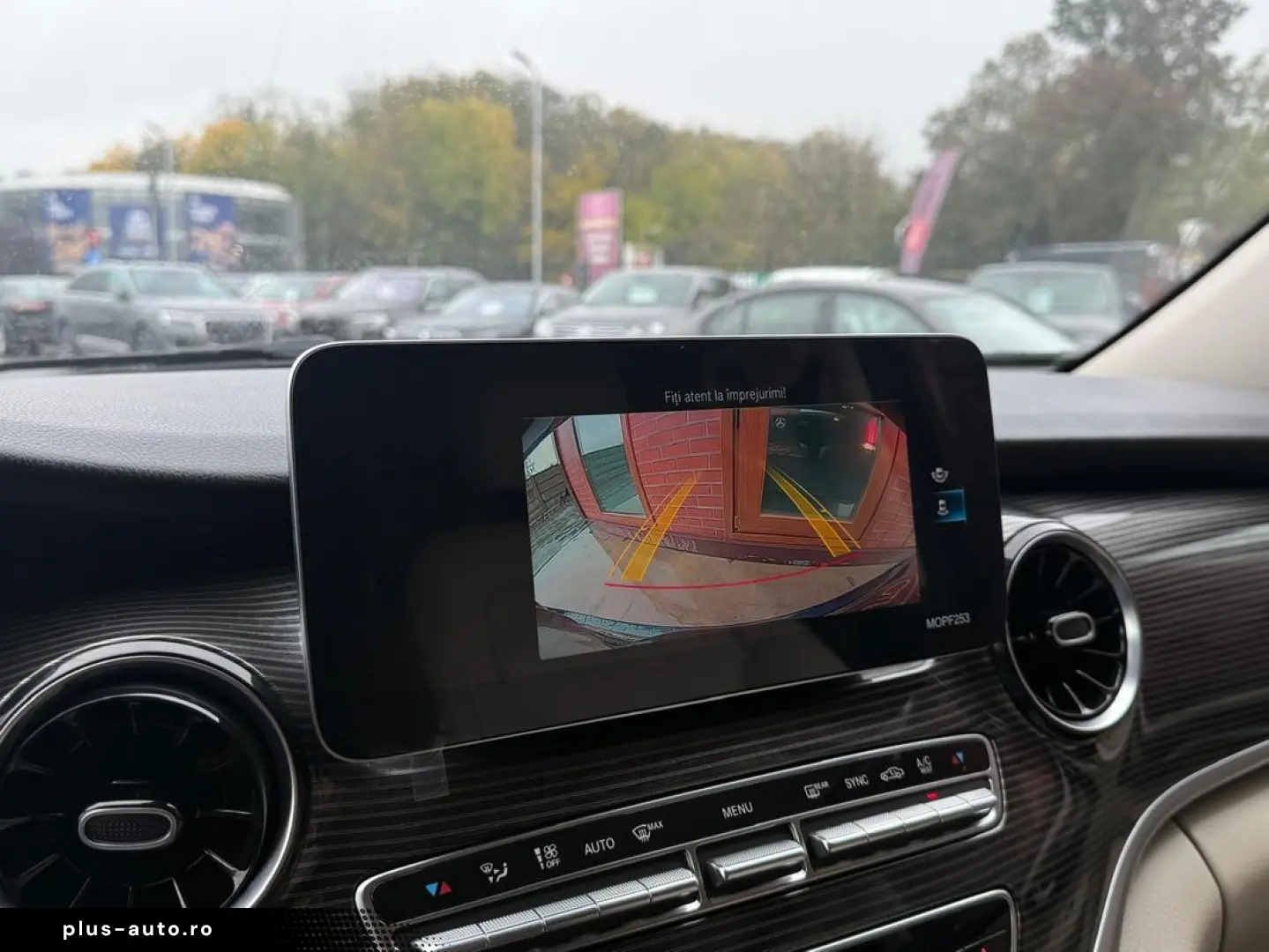 Mercedes-Benz V
