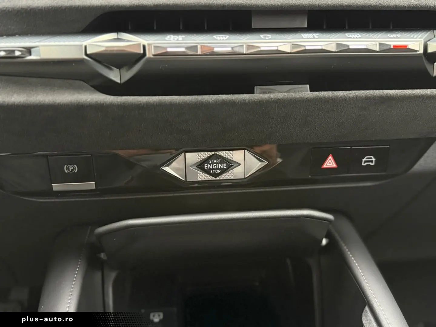 Ds-Automobiles Dsa-Ds4