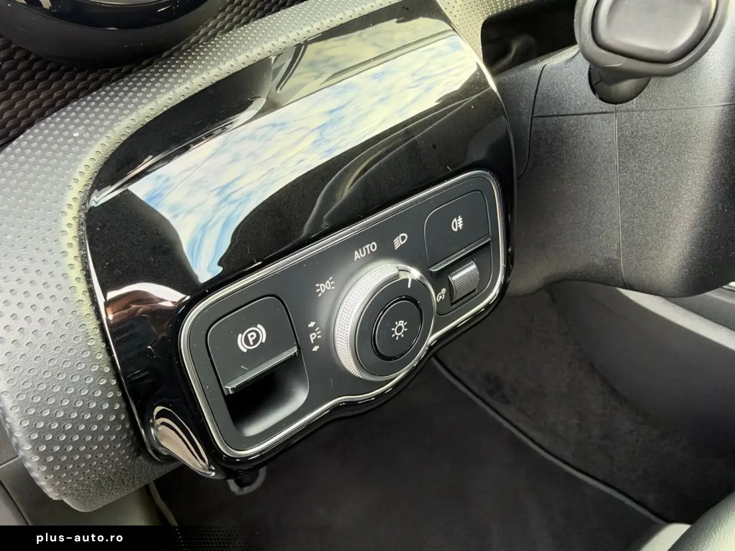 Mercedes-Benz Cla-200