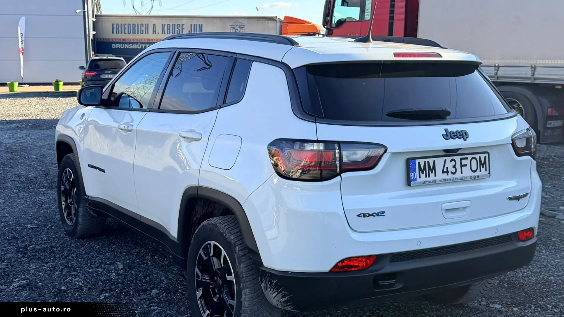 JEEP COMPASS 4xe 1.3 T PHEV 240 CP AT6 TRAILHAWK