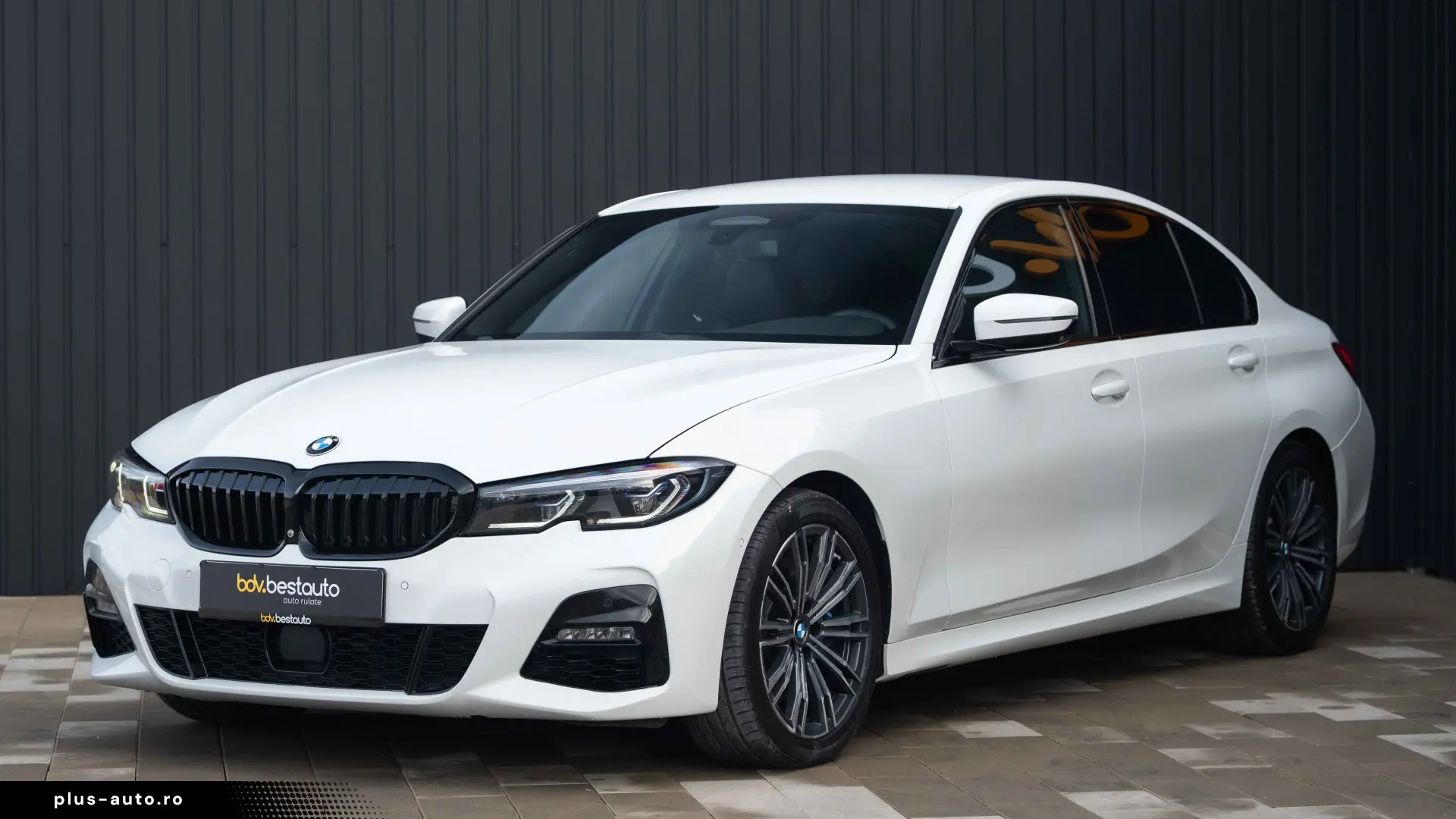 BMW Seria 3 320d xDrive AT M Sport