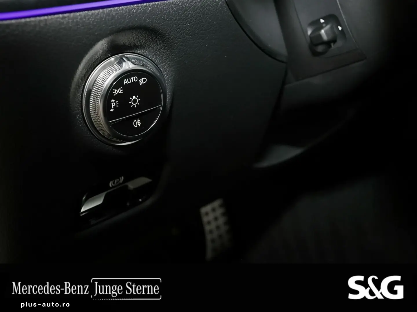 MERCEDES-BENZ C 200 AMG -LED-CAMERA-MBUX-CARPLAY
