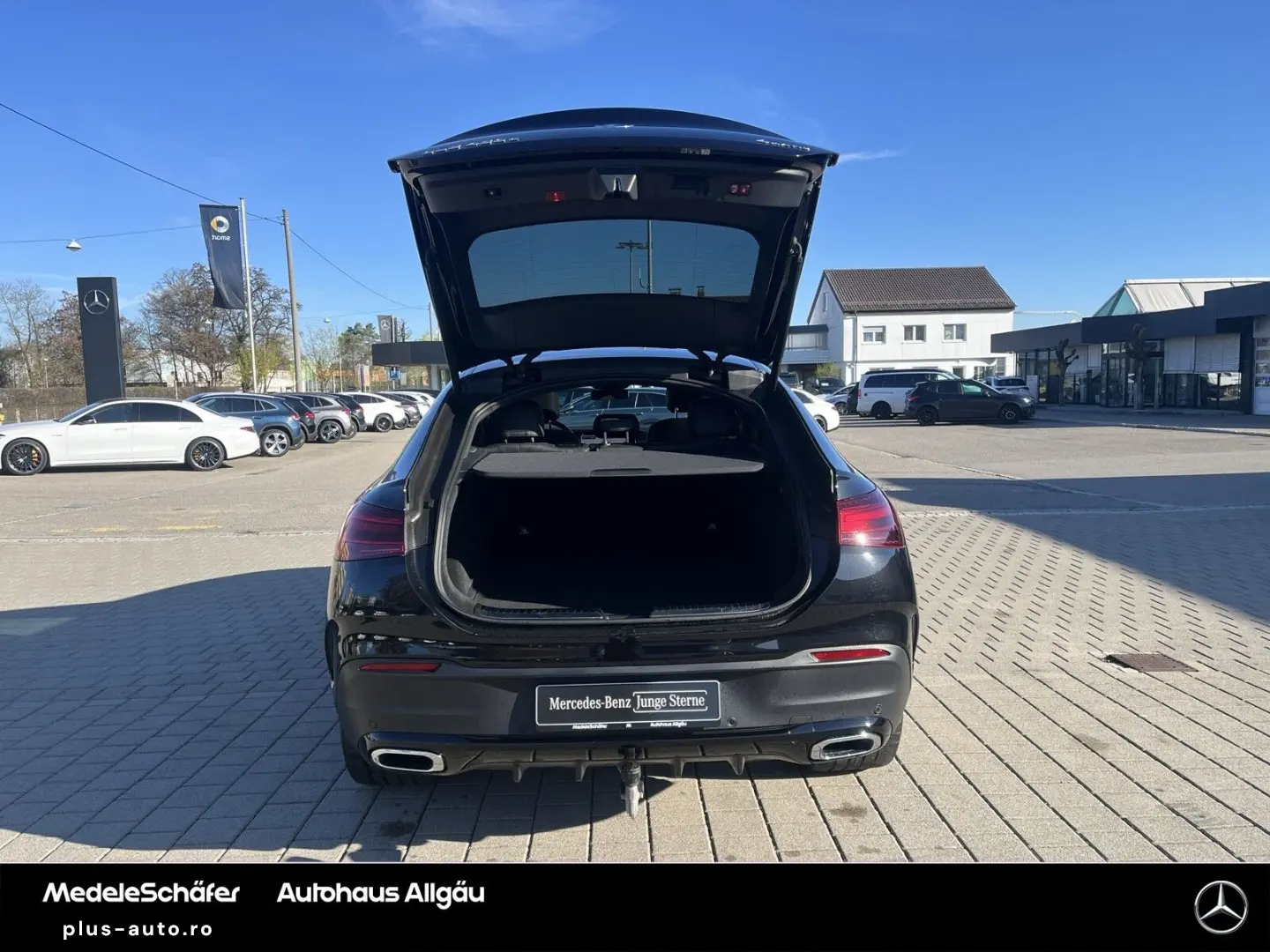 MERCEDES-BENZ GLE 450d 4Matic AMG-Night-22 -Pano-ACC-360-HUD