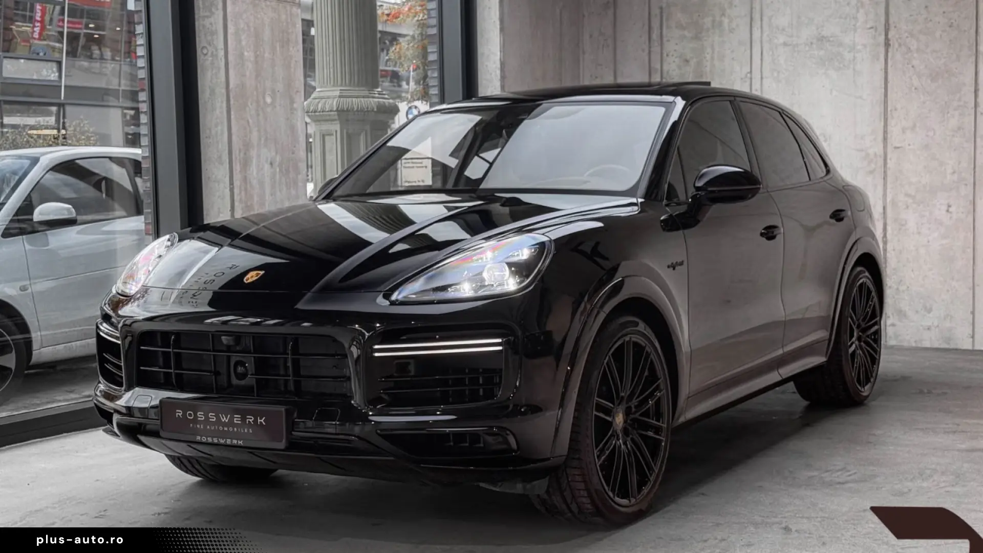PORSCHE CAYENNE TURBO S E-HYBRID   PCCB •NIGHT MASAJ