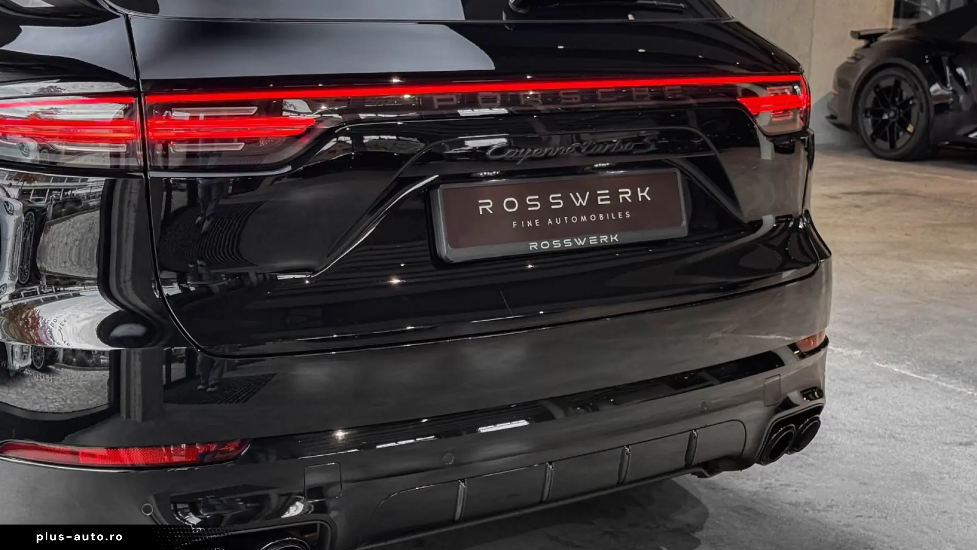 PORSCHE CAYENNE TURBO S E-HYBRID   PCCB •NIGHT MASAJ