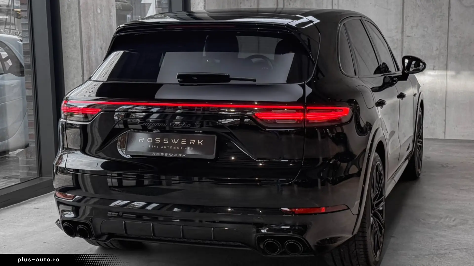 PORSCHE CAYENNE TURBO S E-HYBRID   PCCB •NIGHT MASAJ