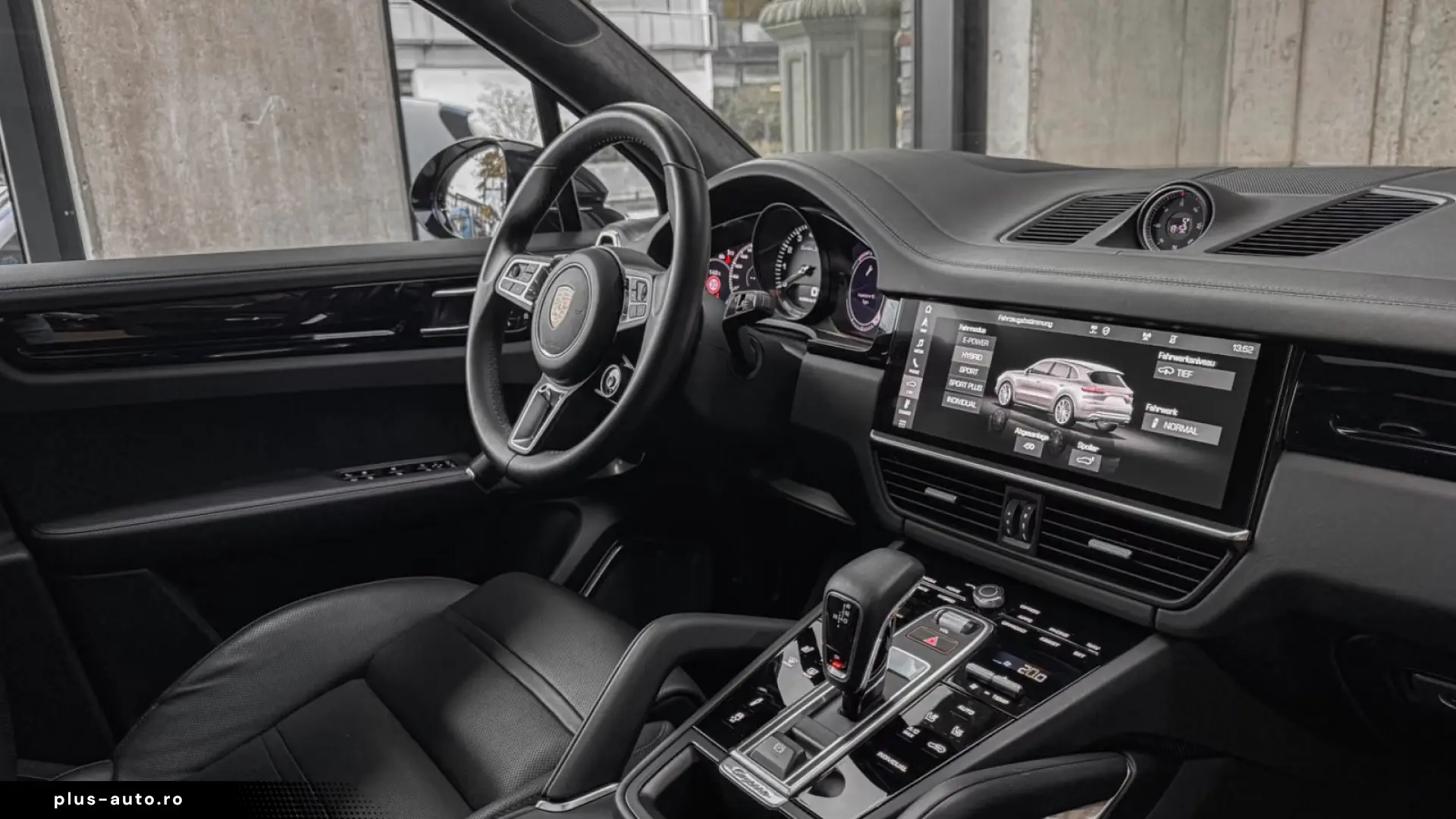 PORSCHE CAYENNE TURBO S E-HYBRID   PCCB •NIGHT MASAJ