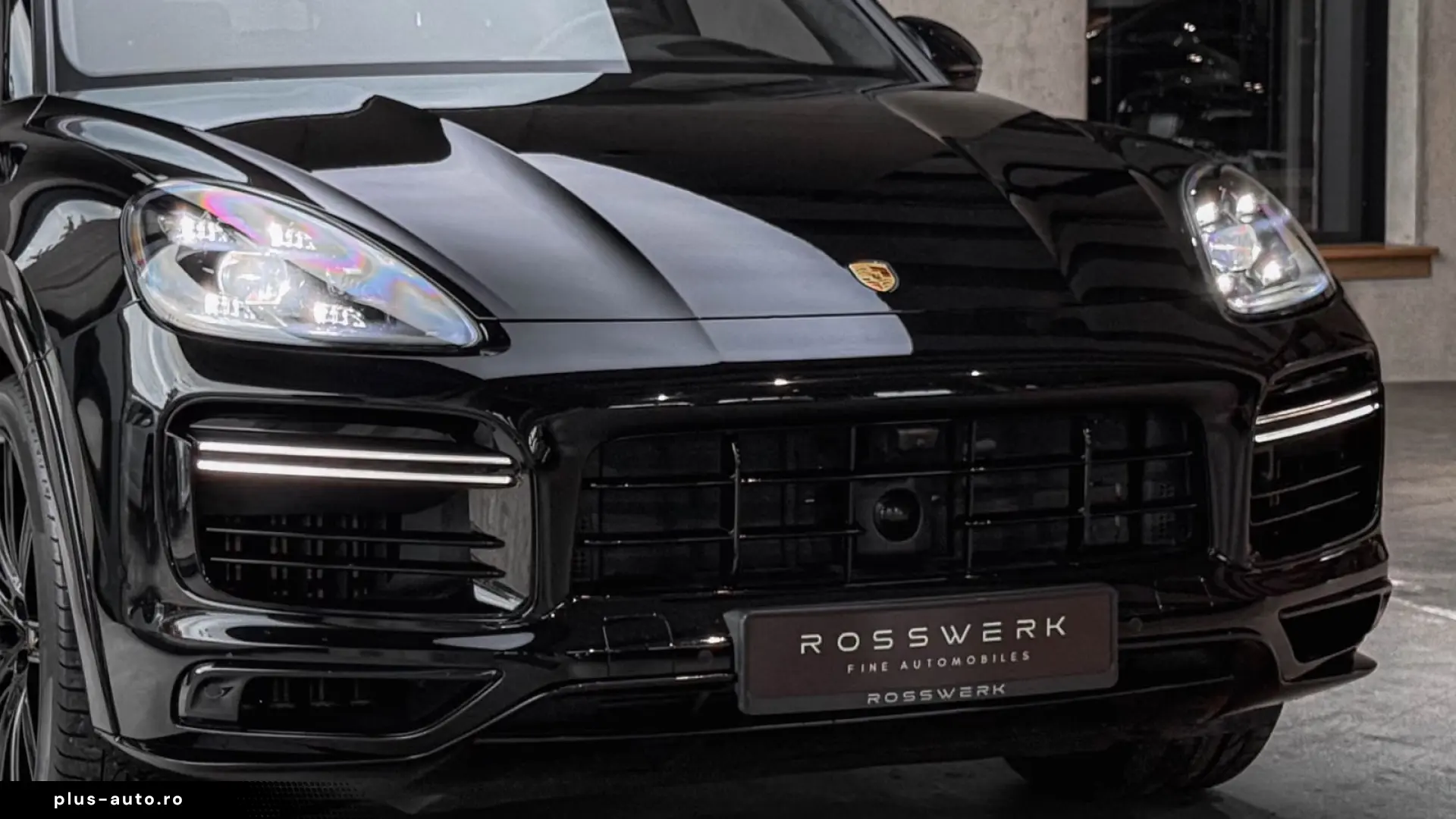 PORSCHE CAYENNE TURBO S E-HYBRID   PCCB •NIGHT MASAJ
