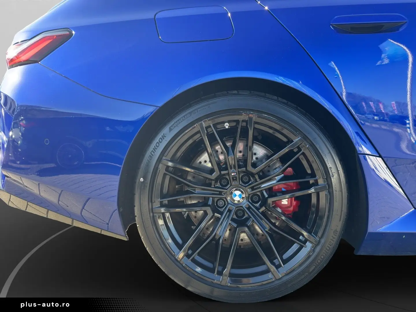 BMW M5 Touring - 360 - Bowers & Wilkins