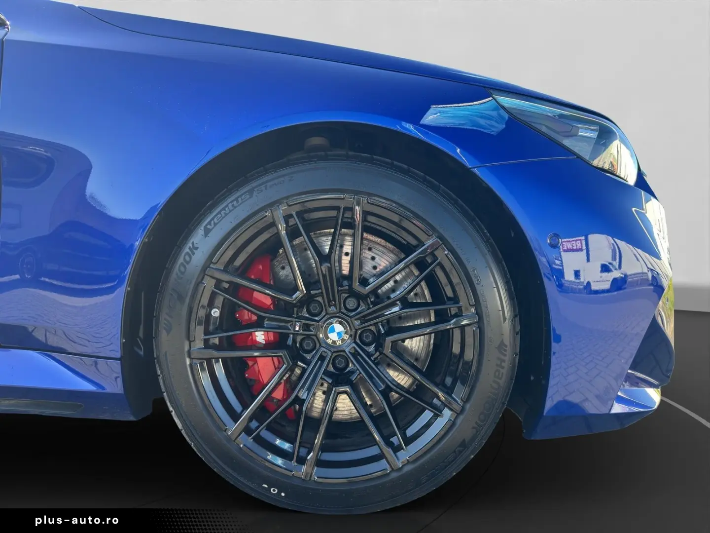 BMW M5 Touring - 360 - Bowers & Wilkins