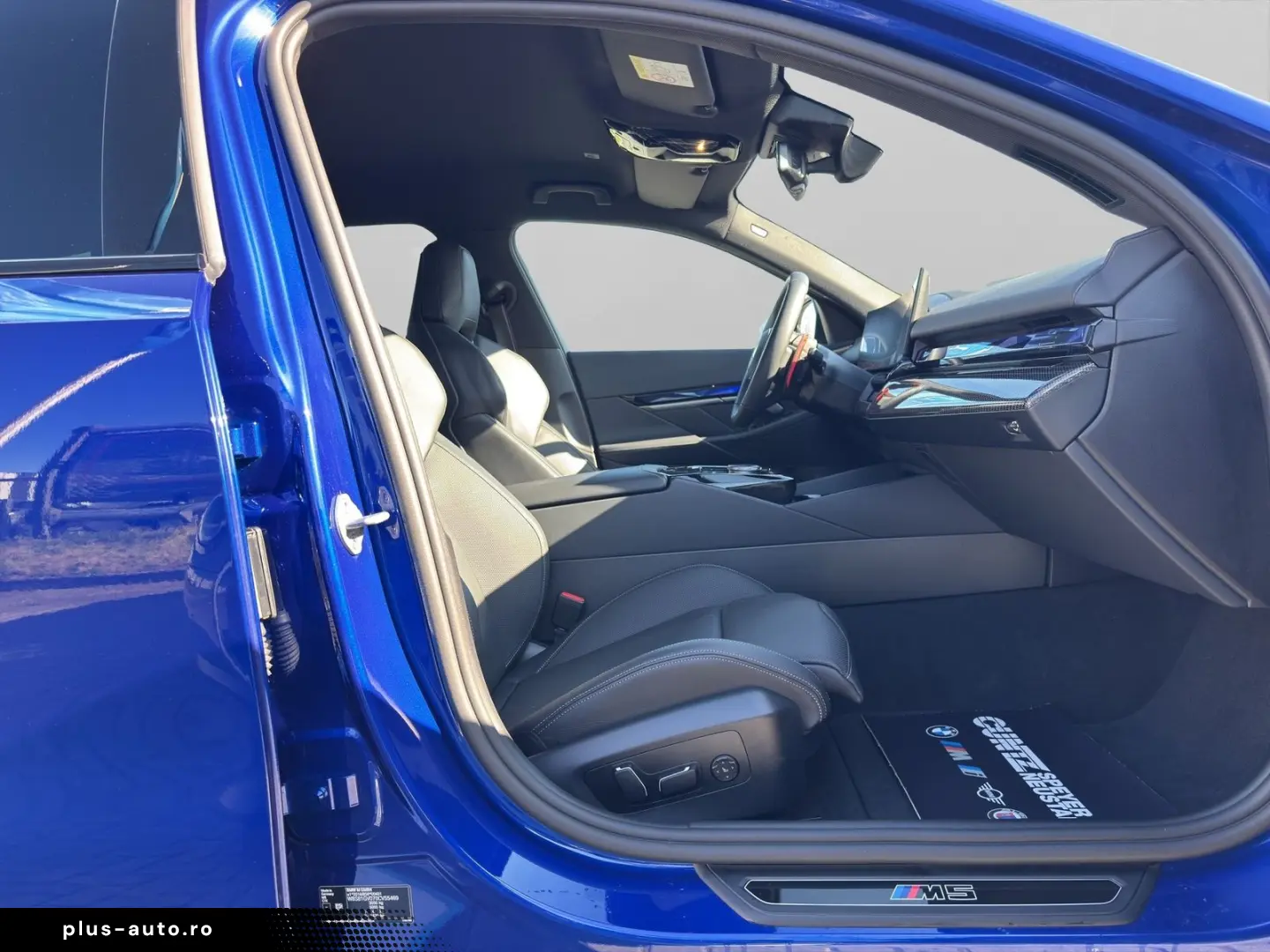 BMW M5 Touring - 360 - Bowers & Wilkins