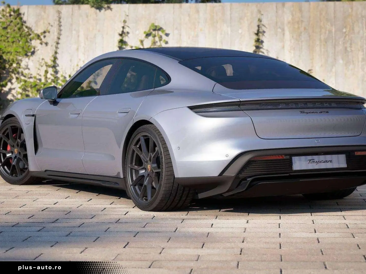 PORSCHE Taycan GTS 105 kWh SPORTDESIGN PERF BATT  CHRONO